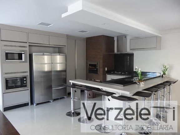 Imagem Apartamento com 3 Quartos à Venda, 123 m² em Pioneiros - Balneário Camboriú