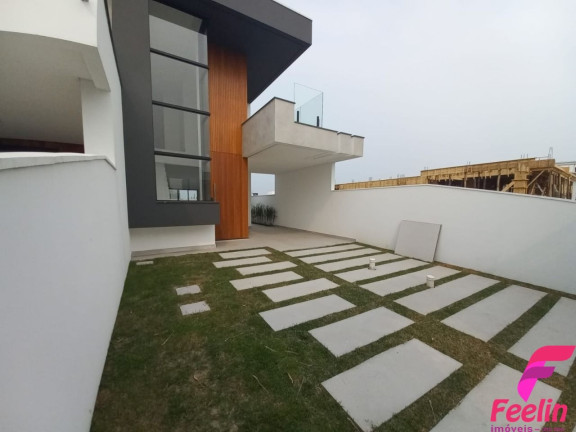 Imagem Casa com 3 Quartos à Venda, 161 m² em Campeche - Florianópolis Imagem Casa com 3 Quartos à Venda, 161 m² em Campeche - Florianópolis