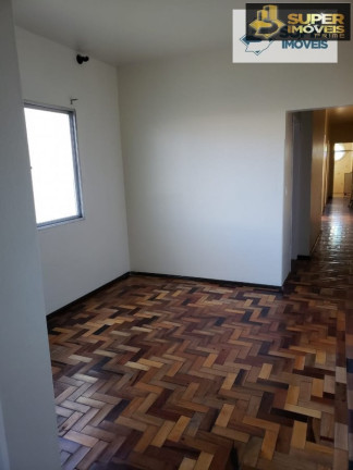 Imagem Imóvel com 11 Quartos à Venda, 212 m² em Centro - Pelotas