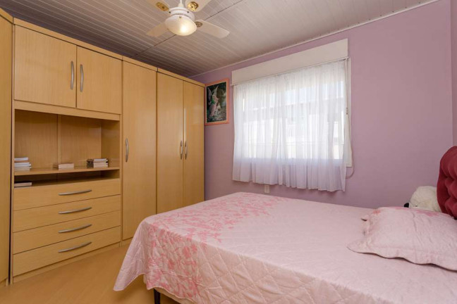 Imagem Imóvel com 2 Quartos à Venda,  em Passo Da Areia - Porto Alegre