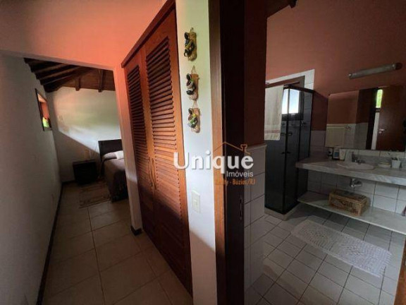 Imagem Casa com 5 Quartos à Venda, 300 m² em Ferradura - Armação Dos Búzios Imagem Casa com 5 Quartos à Venda, 300 m² em Ferradura - Armação Dos Búzios