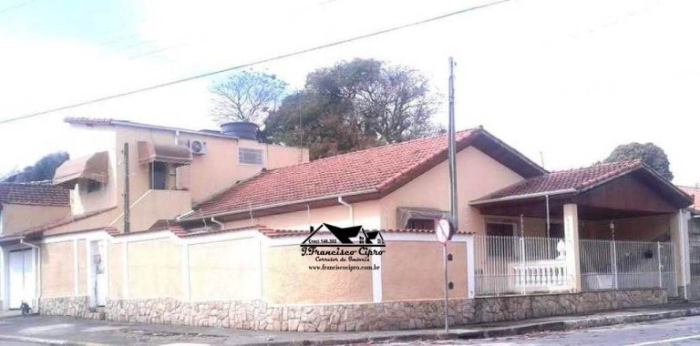 Imagem Casa com 4 Quartos à Venda, 194 m² em Pedregulho - Guaratinguetá Imagem Casa com 4 Quartos à Venda, 194 m² em Pedregulho - Guaratinguetá