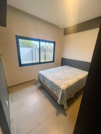 Imagem Casa com 4 Quartos à Venda, 450 m² em Botucatu