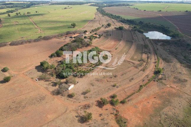 Fazenda à Venda, 145 m² em Zona Rural - Araraquara
