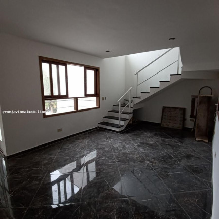 Imagem Casa à Venda, em São Paulo 2 - Cotia Imagem Casa à Venda, em São Paulo 2 - Cotia