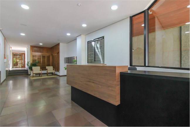 Imagem Sala Comercial à Venda, em Moinhos De Vento - Porto Alegre Imagem Sala Comercial à Venda, em Moinhos De Vento - Porto Alegre