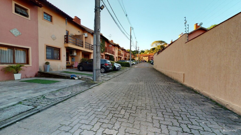 Imagem Imóvel com 3 Quartos à Venda, em Cavalhada - Porto Alegre Imagem Imóvel com 3 Quartos à Venda, em Cavalhada - Porto Alegre
