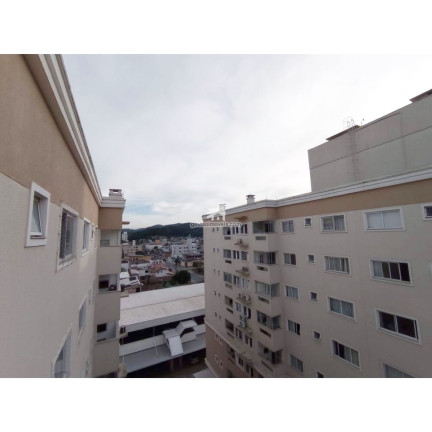 Apartamento com 2 Quartos à Venda, 68 m² em Tabuleiro - Camboriú