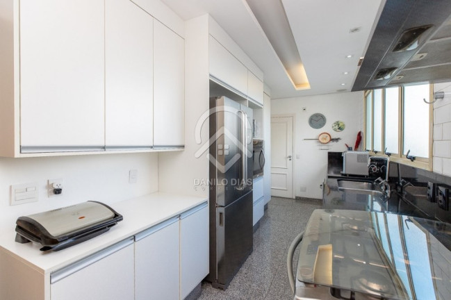 Imagem Apartamento com 4 Quartos à Venda, 193 m² em Campo Belo - São Paulo