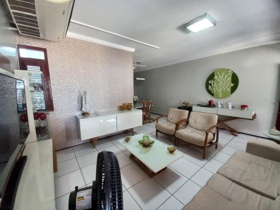 Imagem Casa com 3 Quartos à Venda, 130 m² em Engenheiro Luciano Cavalcante - Fortaleza Imagem Casa com 3 Quartos à Venda, 130 m² em Engenheiro Luciano Cavalcante - Fortaleza