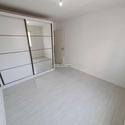 Imagem Imóvel com 2 Quartos à Venda, em Rio Pequeno - Camboriú Imagem Imóvel com 2 Quartos à Venda, em Rio Pequeno - Camboriú