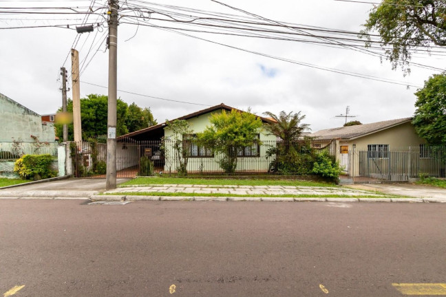 Casa com 3 Quartos à Venda, 110 m² em Xaxim - Curitiba