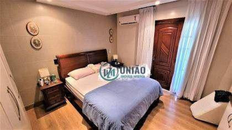 Imagem Casa com 3 Quartos à Venda, 277 m² em Maravista - Niterói