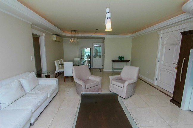 Imagem Apartamento com 3 Quartos à Venda, 165 m² em Centro - Balneário Camboriú