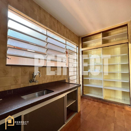 Imagem Casa com 5 Quartos à Venda, 180 m² em Centro De Taubaté - Taubaté Imagem Casa com 5 Quartos à Venda, 180 m² em Centro De Taubaté - Taubaté
