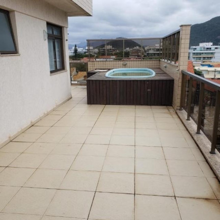 Imagem Imóvel com 3 Quartos à Venda, 200 m² em Piratininga - Niterói Imagem Imóvel com 3 Quartos à Venda, 200 m² em Piratininga - Niterói