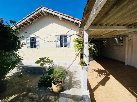 Casa com 3 Quartos à Venda, 200 m² em Conjunto Habitacional Humberto Popolo - Botucatu
