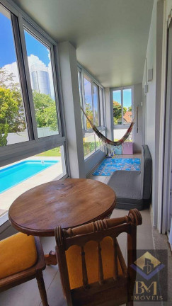 Imagem Casa com 3 Quartos à Venda, em São Paulo Imagem Casa com 3 Quartos à Venda, em São Paulo