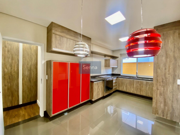 Imagem Casa com 3 Quartos à Venda, 244 m² em Medeiros - Jundiaí Imagem Casa com 3 Quartos à Venda, 244 m² em Medeiros - Jundiaí
