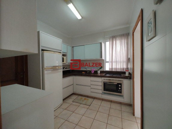 Imagem Apartamento com 3 Quartos à Venda, 117 m² em Centro - Florianópolis Imagem Apartamento com 3 Quartos à Venda, 117 m² em Centro - Florianópolis