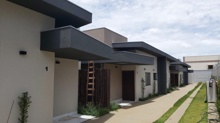 Imagem Casa de Condomínio com 2 Quartos à Venda, 60 m² em Santo Antônio - Campo Grande