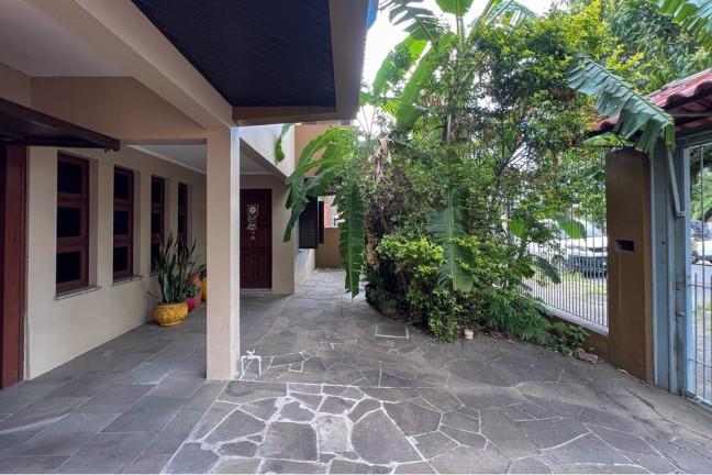 Imagem Casa com 3 Quartos à Venda, 211 m² em Niterói - Canoas Imagem Casa com 3 Quartos à Venda, 211 m² em Niterói - Canoas