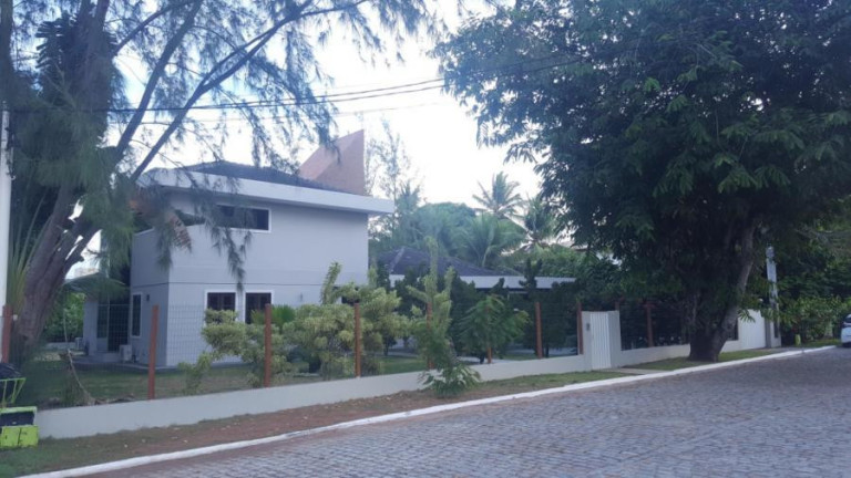 Imagem Casa com 4 Quartos à Venda, 700 m² em Burraquinho - Lauro De Freitas Imagem Casa com 4 Quartos à Venda, 700 m² em Burraquinho - Lauro De Freitas