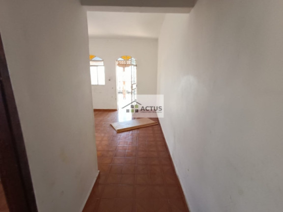 Imagem Casa com 3 Quartos à Venda, 720 m² em Independência (barreiro) - Belo Horizonte