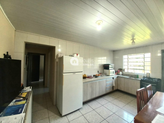Imagem Casa com 2 Quartos à Venda, 100 m²