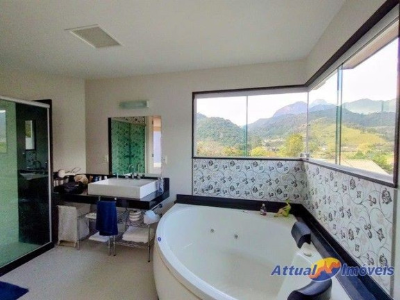 Imagem Casa com 3 Quartos à Venda, 262 m² em Vargem Grande - Teresópolis