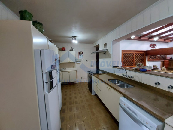 Imagem Sobrado com 5 Quartos à Venda, 380 m² em Jardim Lindóia - Porto Alegre Imagem Sobrado com 5 Quartos à Venda, 380 m² em Jardim Lindóia - Porto Alegre
