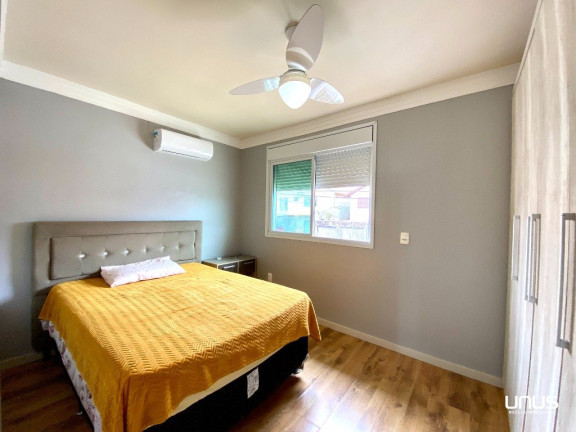 Imagem Casa com 3 Quartos à Venda, 300 m² em Estreito - Florianópolis