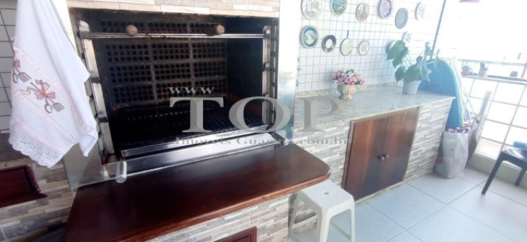 Imagem Cobertura com 3 Quartos à Venda, 180 m² em Tombo - Guarujá