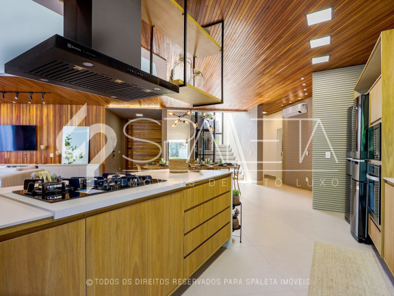 Imagem Sobrado com 6 Quartos à Venda, em Riviera De São Lourenço - Bertioga Imagem Sobrado com 6 Quartos à Venda, em Riviera De São Lourenço - Bertioga