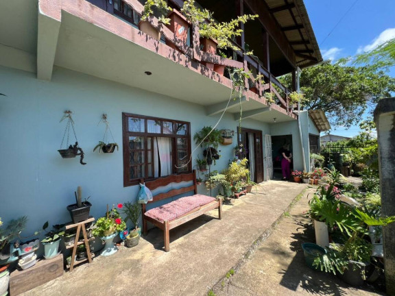 Imagem Casa com 3 Quartos à Venda, 135 m² em Centro - Balneário Barra Do Sul Imagem Casa com 3 Quartos à Venda, 135 m² em Centro - Balneário Barra Do Sul