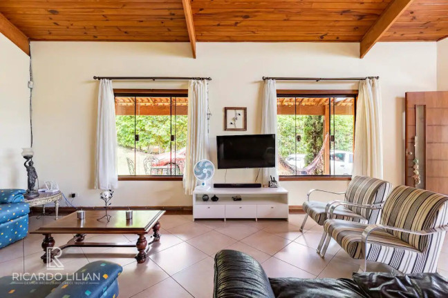 Imagem Imóvel com 3 Quartos à Venda, 1.000 m² em Laranjal - Atibaia Imagem Imóvel com 3 Quartos à Venda, 1.000 m² em Laranjal - Atibaia
