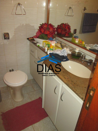 Imagem Casa com 3 Quartos à Venda, 196 m² em Vila Furlan - Araraquara Imagem Casa com 3 Quartos à Venda, 196 m² em Vila Furlan - Araraquara