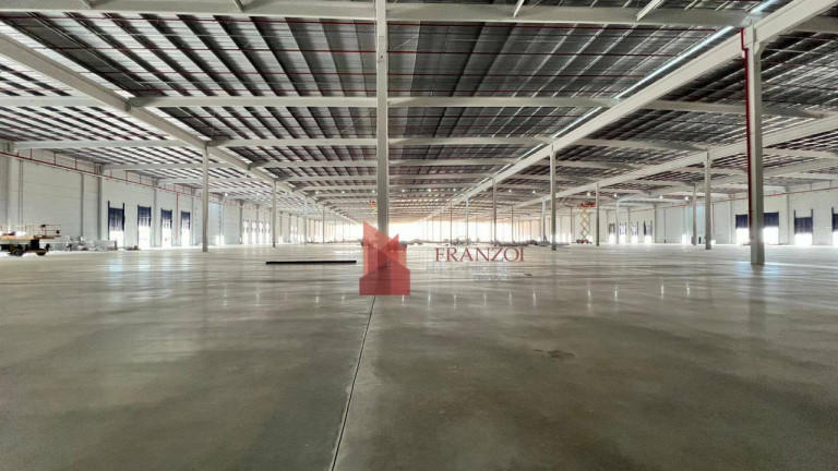Imagem Galpão para Alugar, 50.000 m² em Espinheiros - Itajaí Imagem Galpão para Alugar, 50.000 m² em Espinheiros - Itajaí