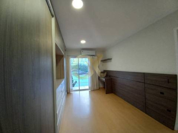Imagem Casa de Condomínio com 3 Quartos à Venda, 210 m² em Anita Garibaldi - Joinville