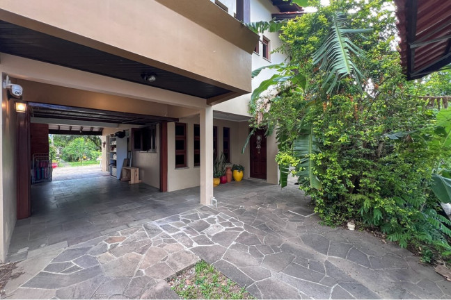 Imagem Casa com 3 Quartos à Venda, 211 m² em Niterói - Canoas Imagem Casa com 3 Quartos à Venda, 211 m² em Niterói - Canoas