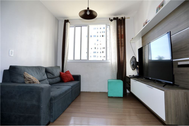 Imagem Imóvel com 3 Quartos à Venda, em Jardim Itu - Porto Alegre Imagem Imóvel com 3 Quartos à Venda, em Jardim Itu - Porto Alegre