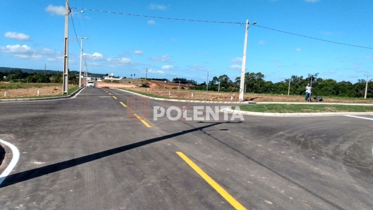 Terreno à Venda, 360 m² em Primeira Linha - Criciúma