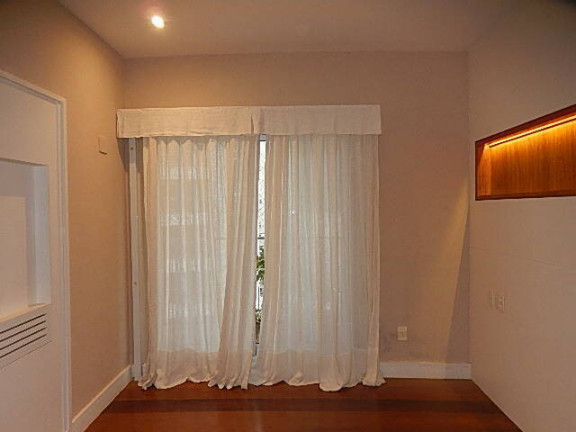 Imagem Apartamento com 2 Quartos à Venda,  em Leblon - Rio De Janeiro