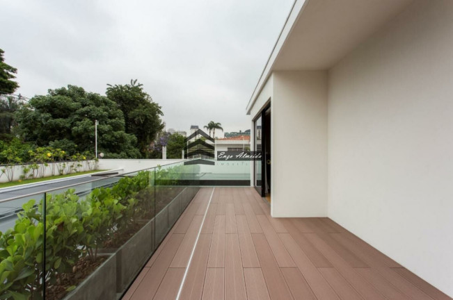 Imagem Casa com 3 Quartos à Venda, 723 m² em Jardim Paulista - São Paulo Imagem Casa com 3 Quartos à Venda, 723 m² em Jardim Paulista - São Paulo