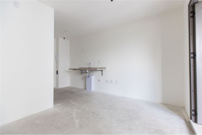 Imagem Imóvel com 1 Quarto à Venda, em Moema - São Paulo Imagem Imóvel com 1 Quarto à Venda, em Moema - São Paulo