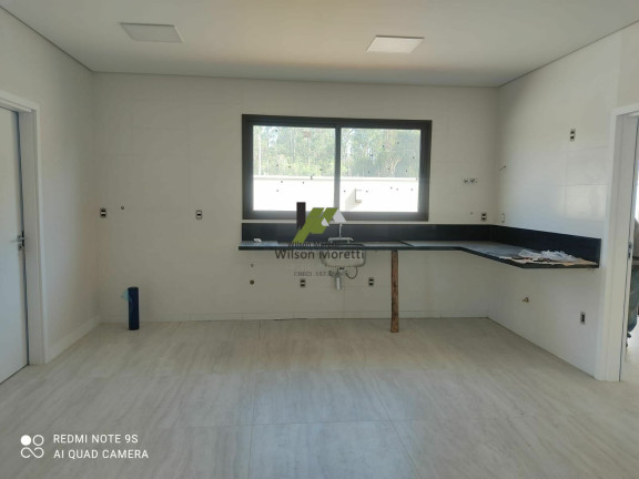 Imagem Casa com 4 Quartos à Venda, 350 m²