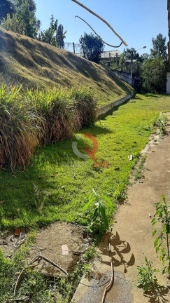 Imagem Imóvel com 6 Quartos à Venda, 250 m² em Centro - Pedra Bela Imagem Imóvel com 6 Quartos à Venda, 250 m² em Centro - Pedra Bela