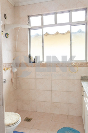 Imagem Casa com 5 Quartos à Venda, 251 m² em Santa Maria Goretti - Porto Alegre Imagem Casa com 5 Quartos à Venda, 251 m² em Santa Maria Goretti - Porto Alegre