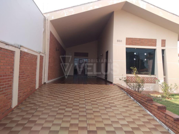 Imagem Casa com 3 Quartos à Venda, 255 m² em Centro - Itapetininga