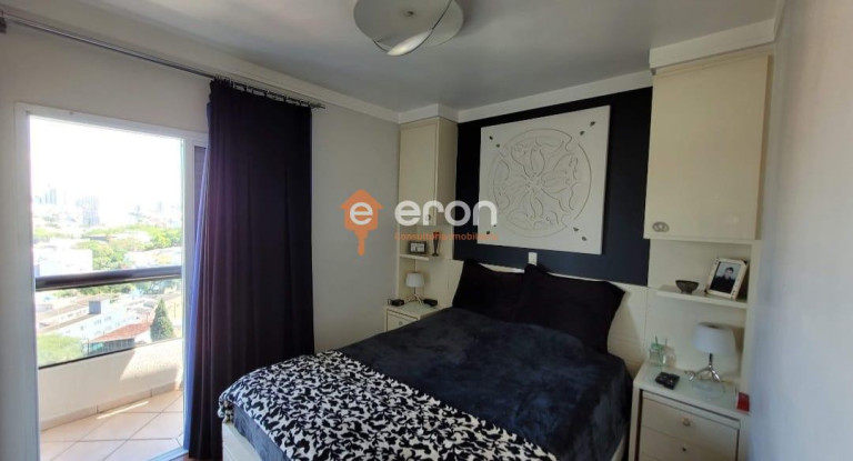 Imagem Apartamento com 3 Quartos à Venda, 220 m²